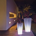 Luminoso pozo de despedida VONDOM LED altura blanca 70